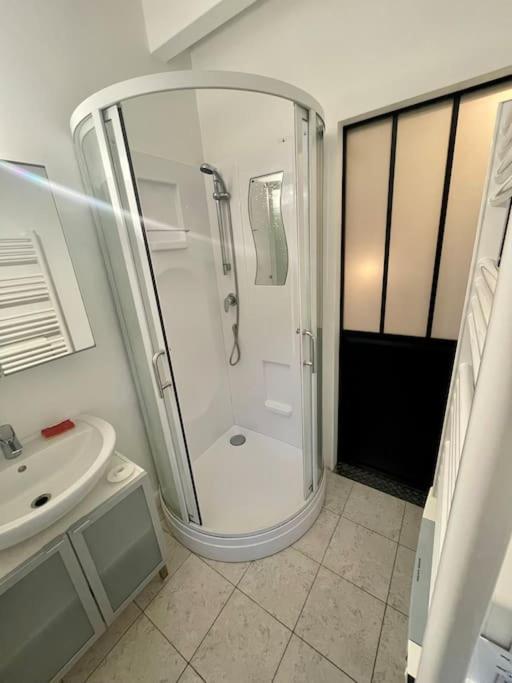 Au Calme, Maison T3 Neuf Avec Jardin A Cassy Lanton Exterior photo